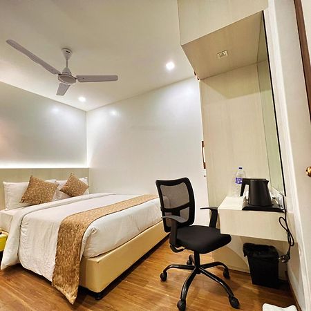 White House By Maxxvalue Service Apartments Bandra Mumbai Dış mekan fotoğraf