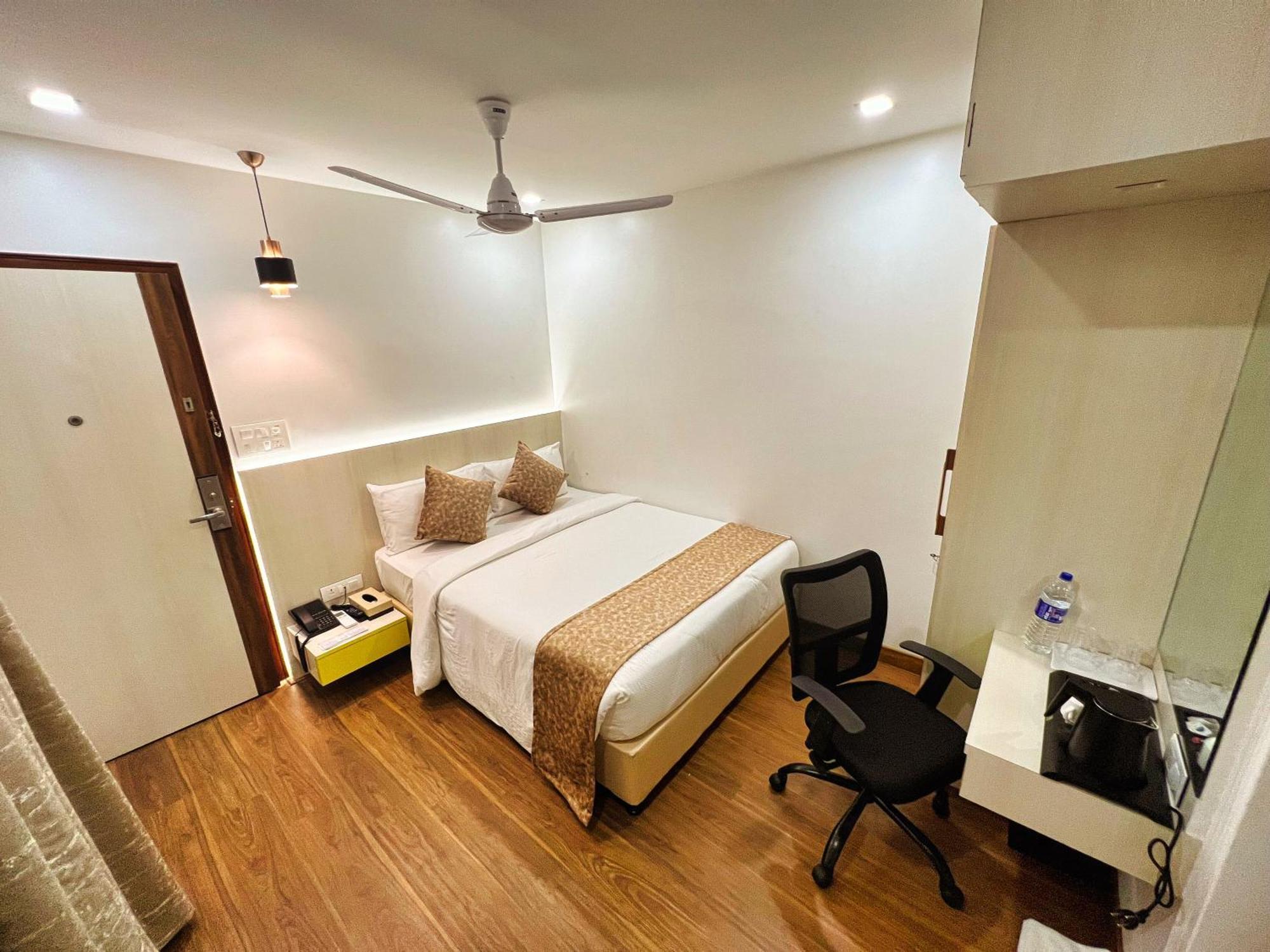 White House By Maxxvalue Service Apartments Bandra Mumbai Dış mekan fotoğraf