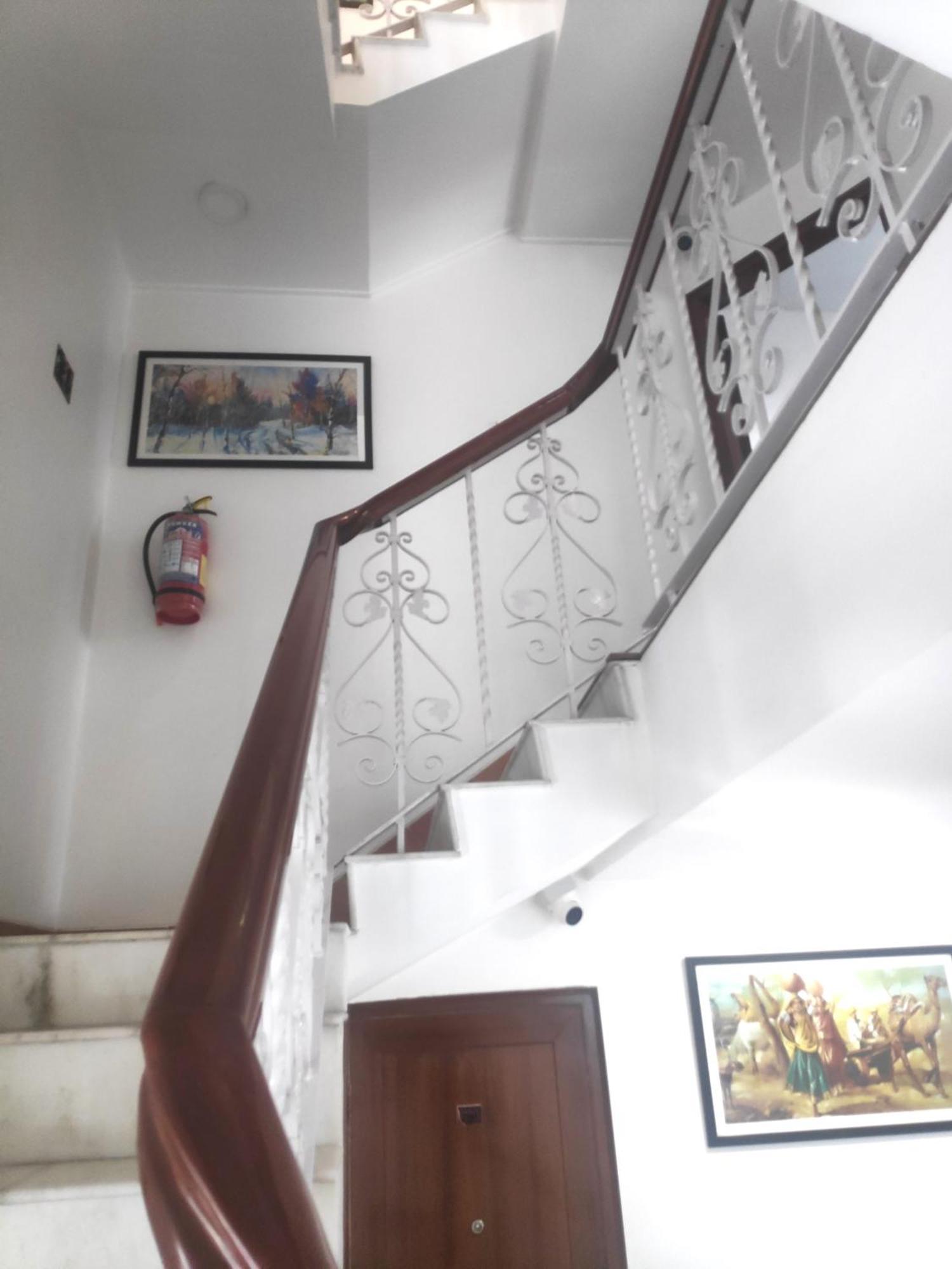 White House By Maxxvalue Service Apartments Bandra Mumbai Dış mekan fotoğraf
